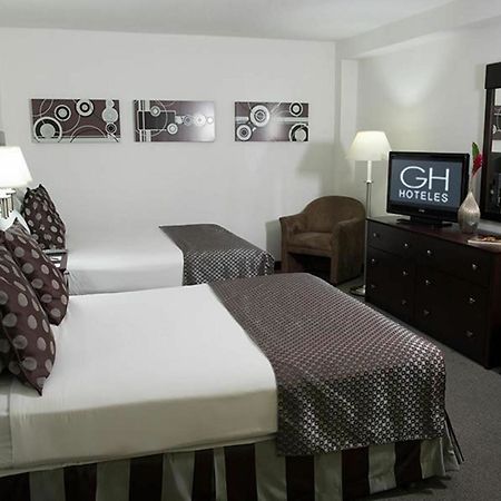 Guaparo Suites Valencia Bagian luar foto