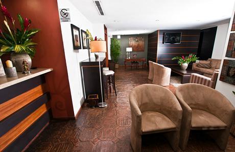 Guaparo Suites Valencia Bagian luar foto