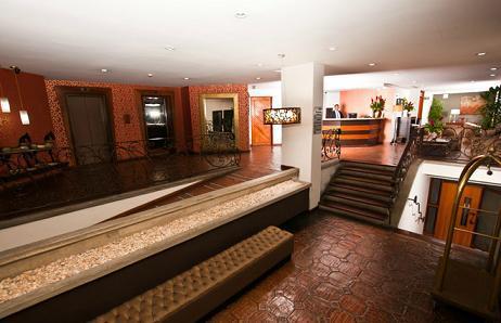 Guaparo Suites Valencia Bagian luar foto