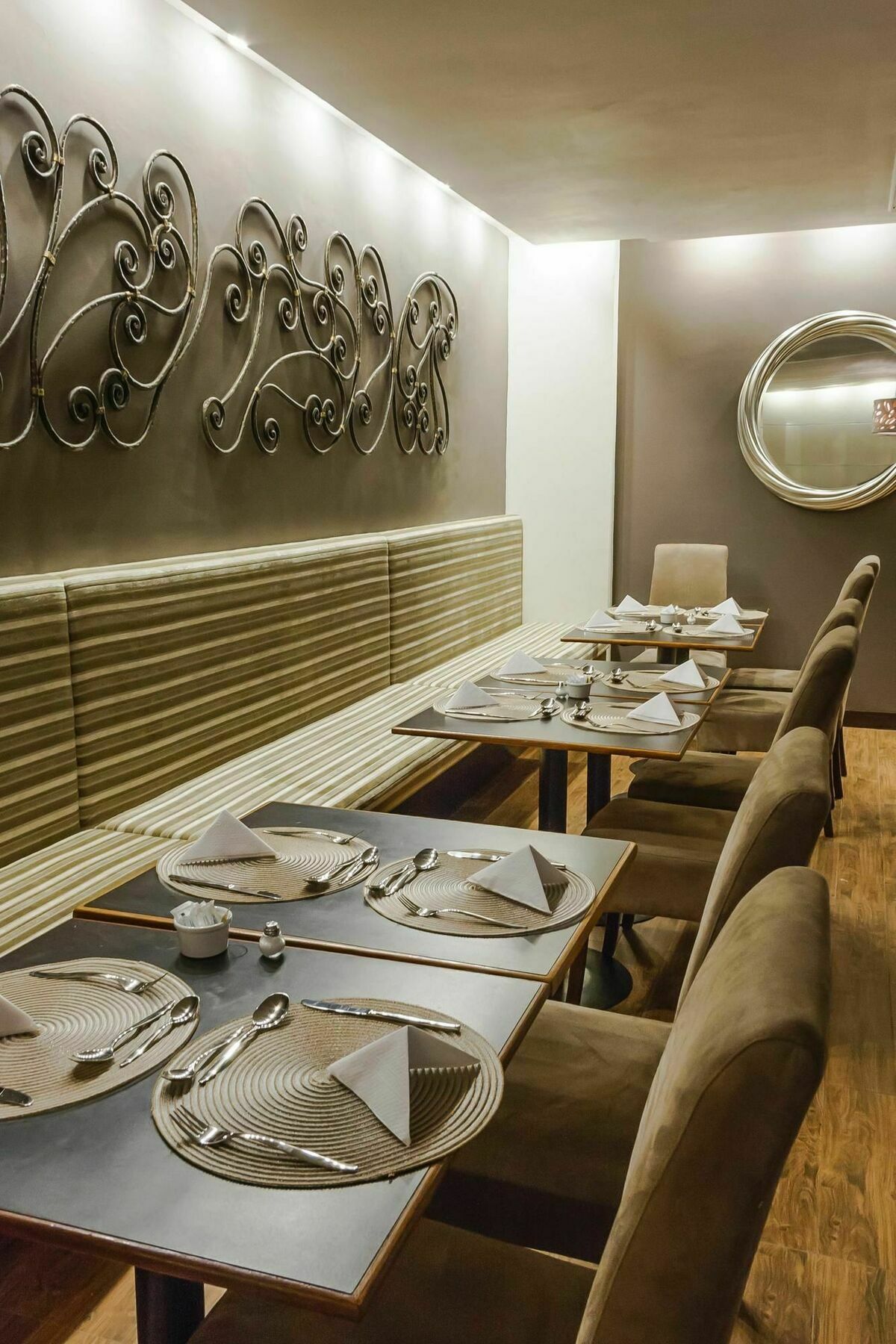 Guaparo Suites Valencia Bagian luar foto